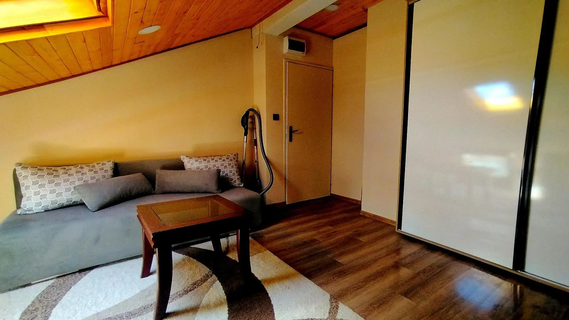 Low Budget Apartment With Breakfast #3 Varna Bulgaria