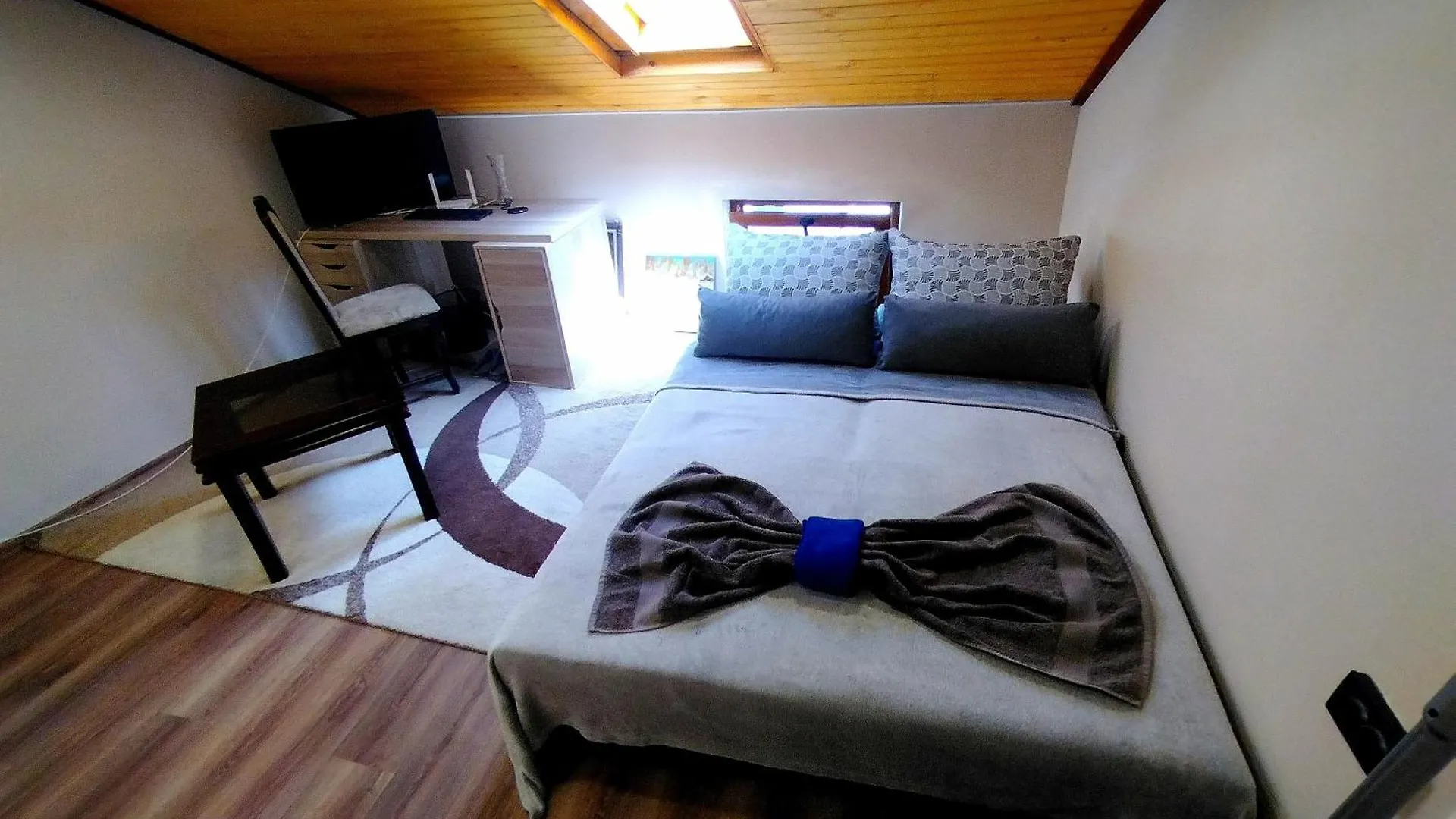 Low Budget Apartment With Breakfast #3 Varna 0*,
